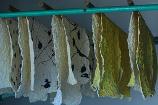 揉み紙の製作工程の乾燥